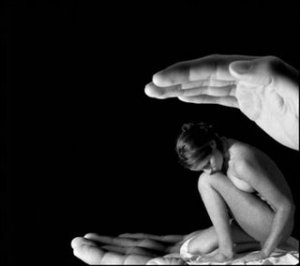 Nas mãos de Deus nas mãos de Deus, Deus cuida